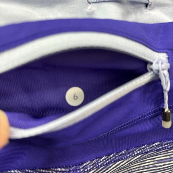 Lululemon Run Inspire Crop II Bruised Berry Wee Leggings Women's Size 6‎ EUC - Picture 8 of 16
